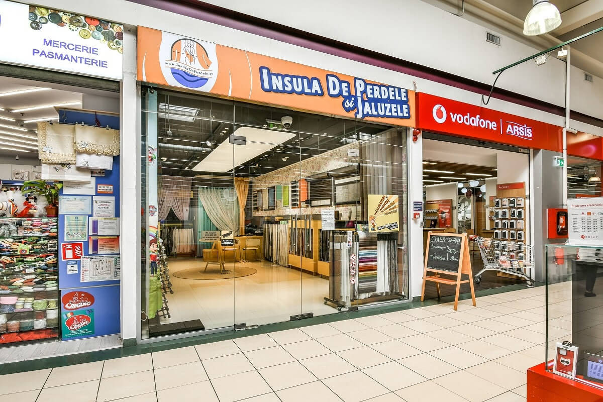 Insula de Perdele și Jaluzele